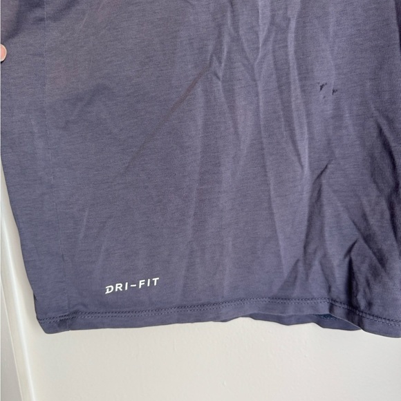 Nike Gray Short Sleeve Tee - Picture 2 of 7